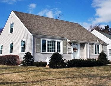 1st image of 2418 N Silver Creek Dr