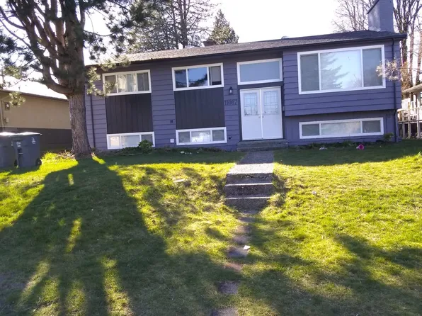 11087 147a St, Surrey, BC V3R 3W1