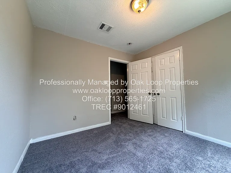 5408 Groveton St #B — Photo 10