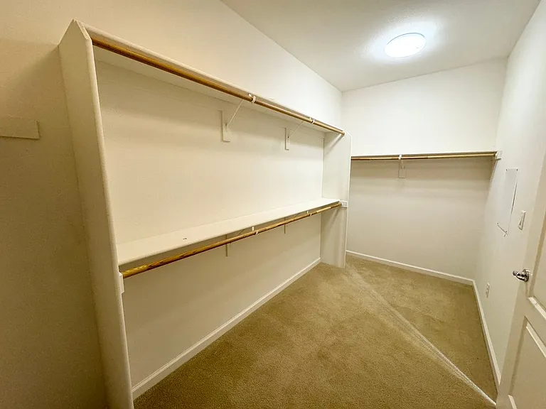 3508 Corsica Ct — Photo 16