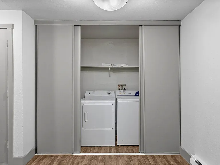 Aero Apartments — Photo 42