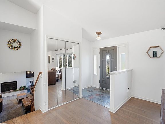 5th image of 85 Whims Ln