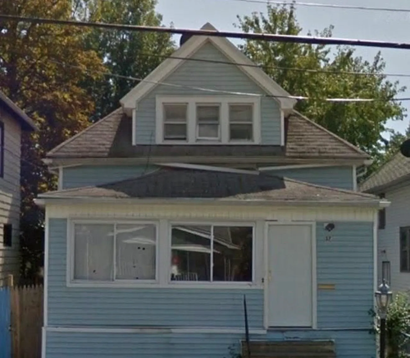 37 Thornton Ave — Photo 1