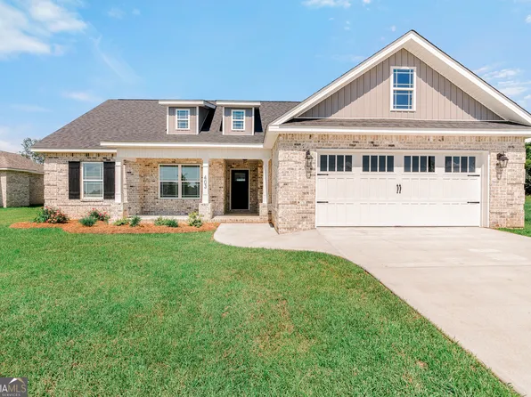 403 Otters Ridge Dr, Kathleen, GA 31047