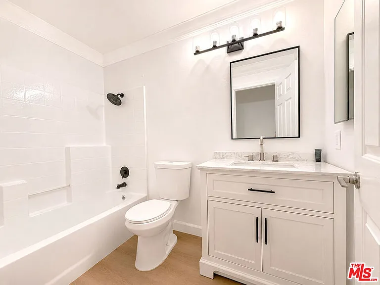 145 W M St — Photo 10