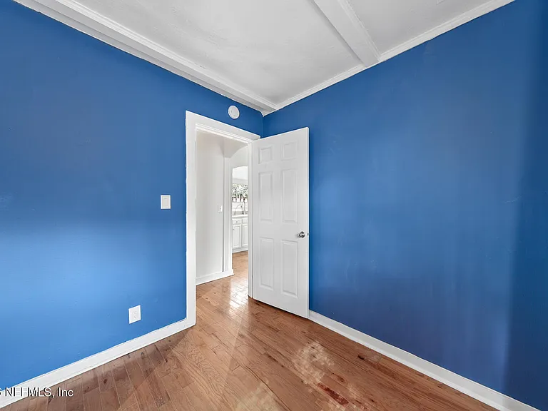 2813 Princeton Ave — Photo 20