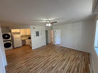 206 Wilson Avenue, #2