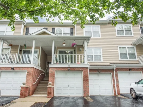 92 Carter Rd, Wanaque Boro, NJ 07420