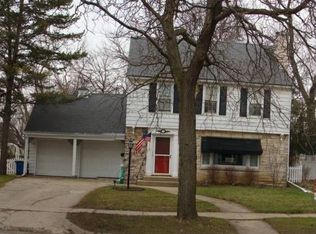 2312 Guilford Rd, Rockford, IL 61107