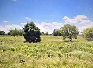 746 E Eagle Flight Ln, La Porte, IN 46350