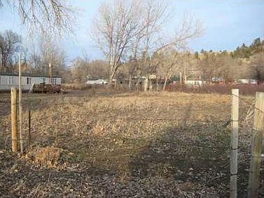 1st image of 1921 Robin Ave