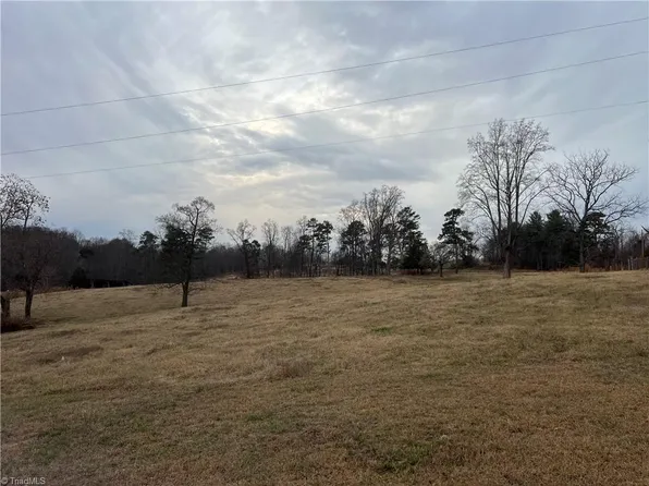 Austin Traphill Rd, Elkin, NC 28621