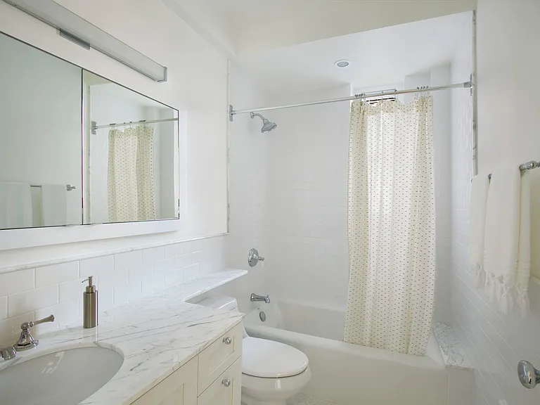 1085 Park Ave #8A — Photo 12