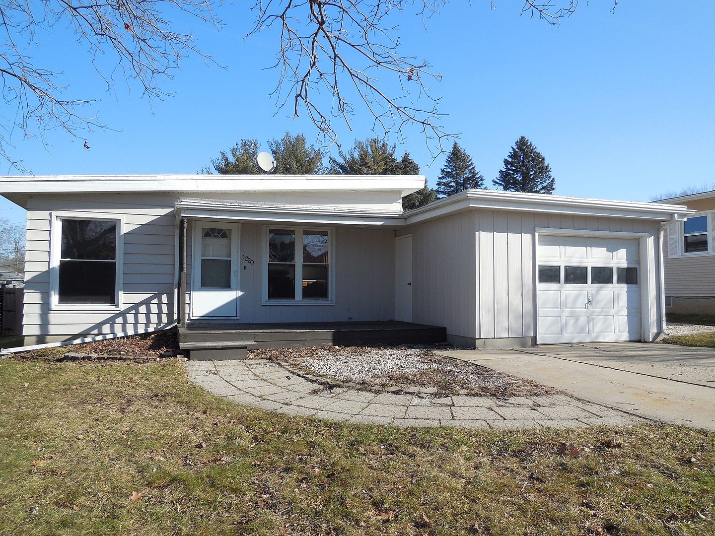 1220 Robin Rd, Dixon, IL 61021 Zillow