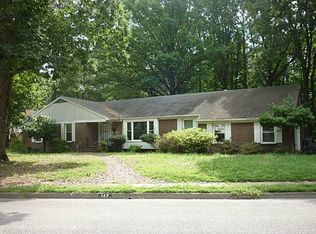 147 Garrett Dr, Hampton, VA 23669