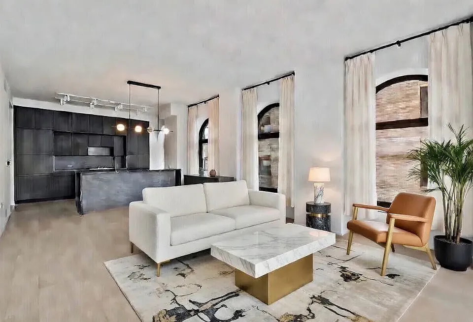 130 William St #28E