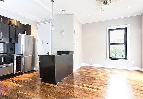 2nd image of 233 E 29th St APT 4S