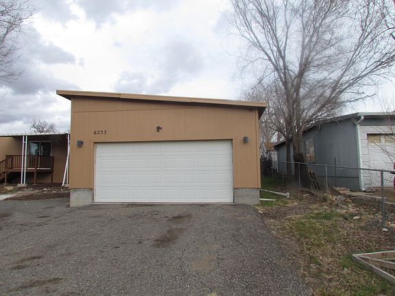 3rd image of 6233 N Wildhorse Dr