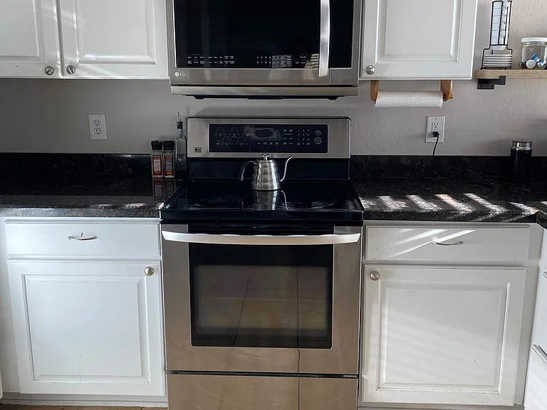 525 N Miller Rd #228 — Photo 10