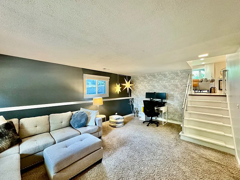 514 S Yale Ave — Photo 39