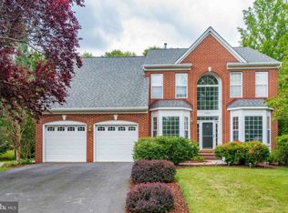 12921 Cedar Glen Ln, Herndon, VA 20171
