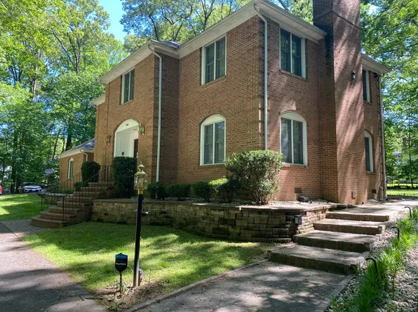 7700 Warfield Rd, Gaithersburg, MD 20882