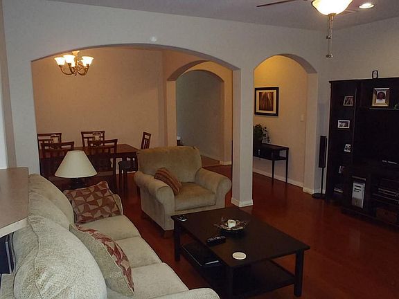5th image of 7526 N Linpar Ct