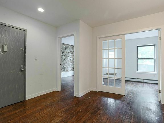 5th image of 188 Tompkins Ave #2R