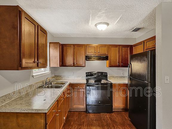 2nd image of 2069 Talladega Rd