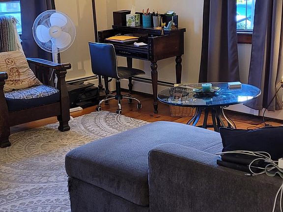 4th image of 18 King St APT 2