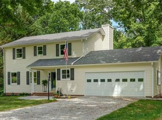 150 Pine Knoll Dr, Mount Airy, NC 27030
