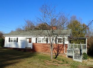216 Tanner St, Rutherfordton, NC 28139