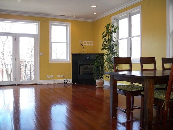 2nd image of 6225 N Richmond St APT 2W