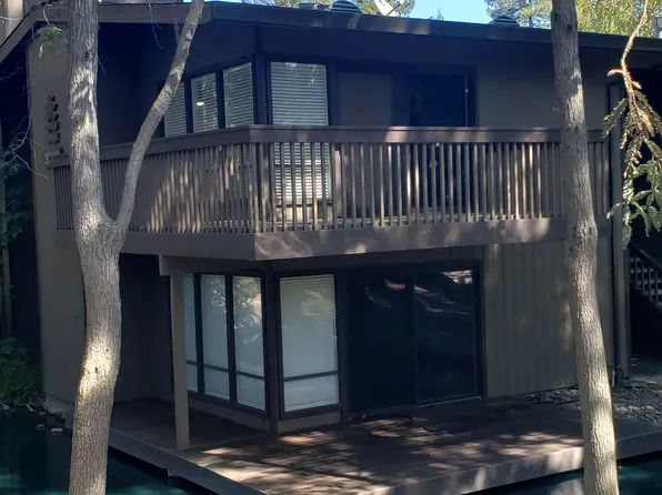 2432 Larkspur Ln APT 284, Sacramento, CA 95825