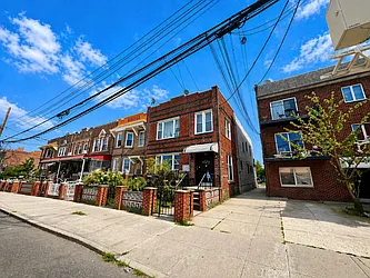 60 Quentin Road, #1