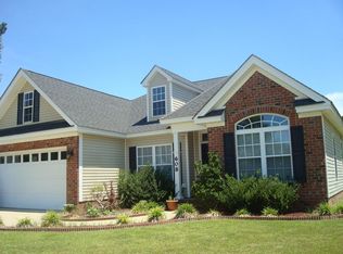 608 Woods Walk Ln, Rocky Mount, NC 27804