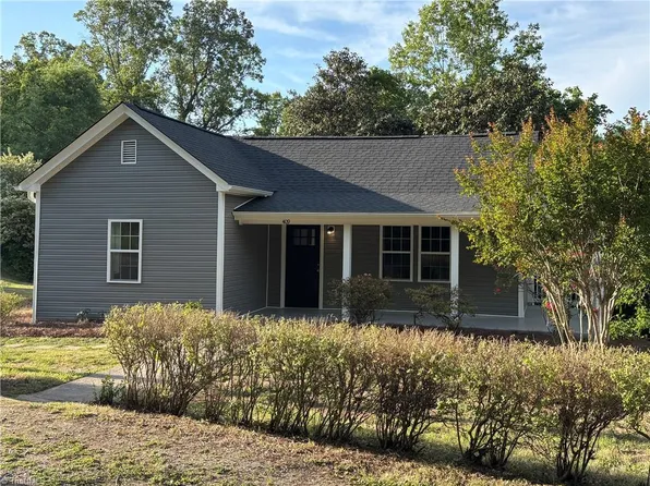 409 Turner St, Eden, NC 27288