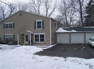 300 Canterbury Ln #A-26, Medina, OH