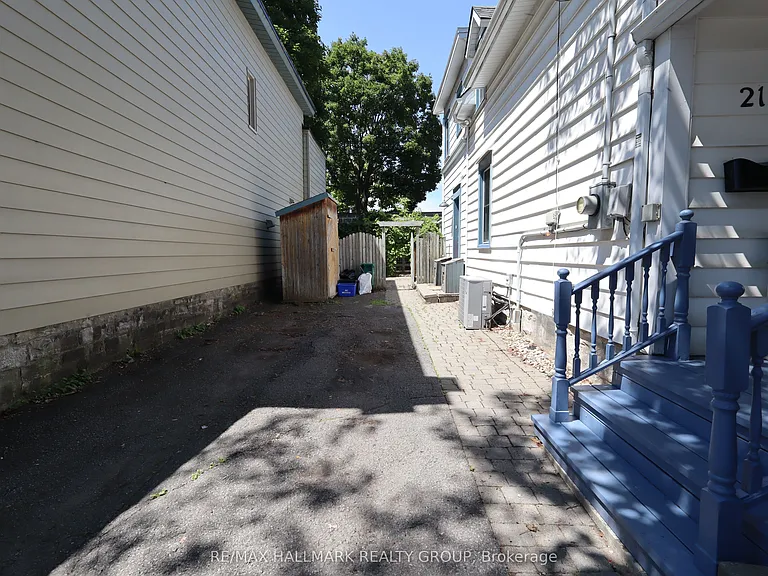21 Electric St — Photo 30