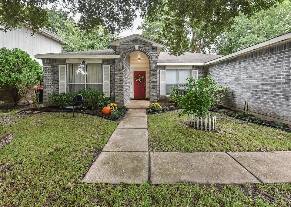 1st image of 4851 Drew Forest Ln