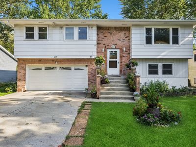 205 Orleans St, Carpentersville, IL, 60110