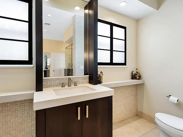 3430 Galt Ocean Dr #1 — Photo 45