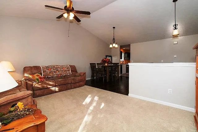 1002 Bull St — Photo 3