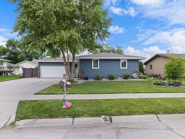 3030 30th St, Columbus, NE 68601
