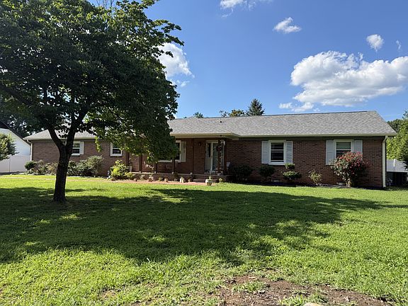 2nd image of 5042 Creekside Dr