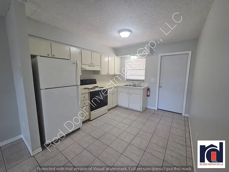 1127 Beecher St — Photo 22