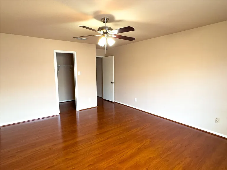 9800 Pagewood Ln #2705 — Photo 15