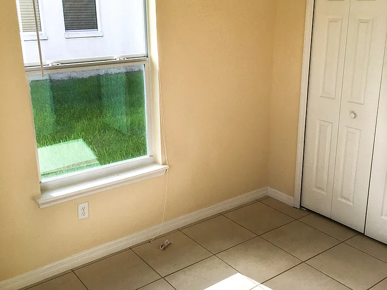 330 Dundee Dr — Photo 10