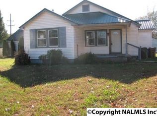 1335 Sparkman St NW, Hartselle, AL 35640