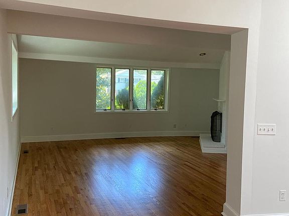5th image of 4317 Duncan Dr